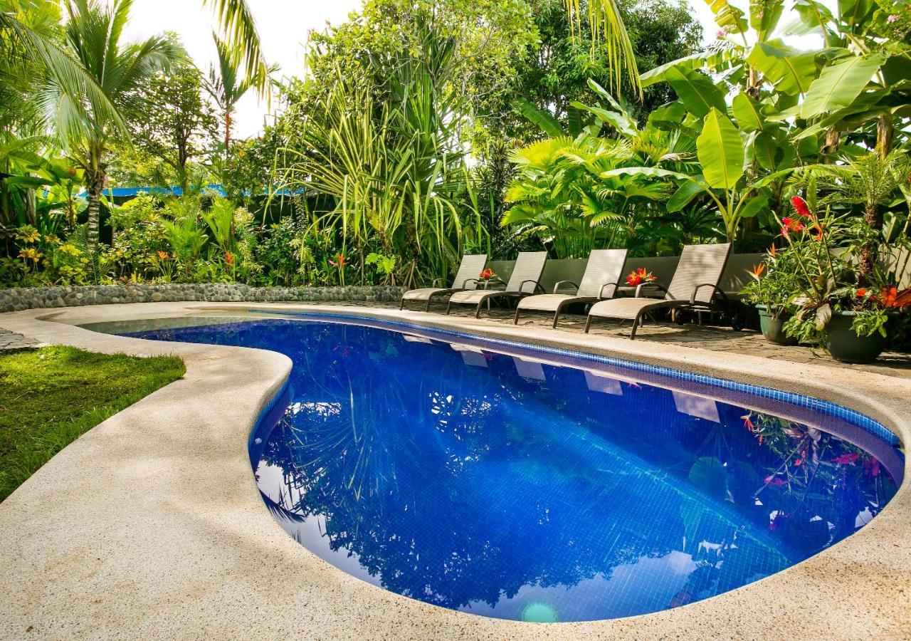Villas Oasis 曼努埃尔安东尼奥 外观 照片